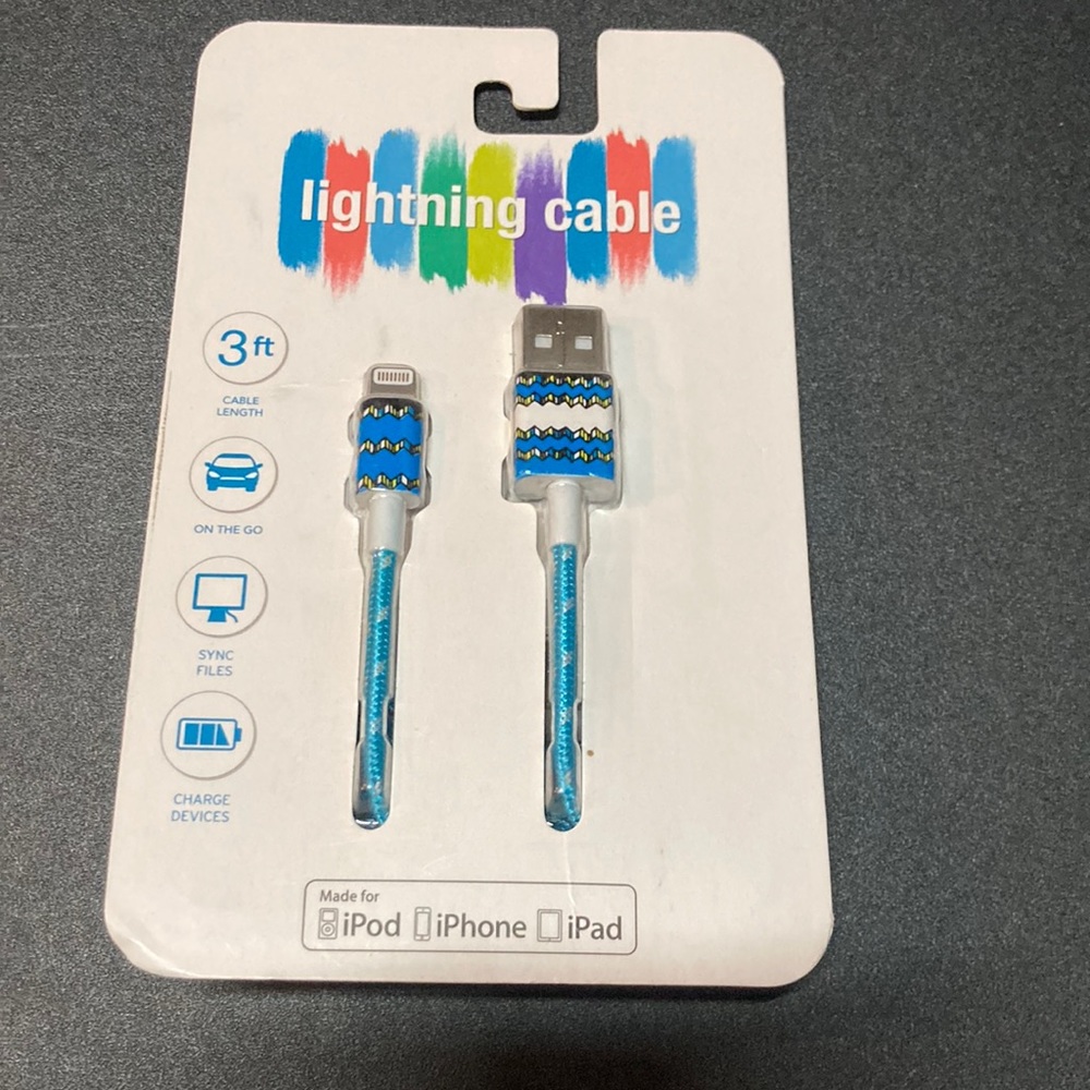 Vivitar lightning cable